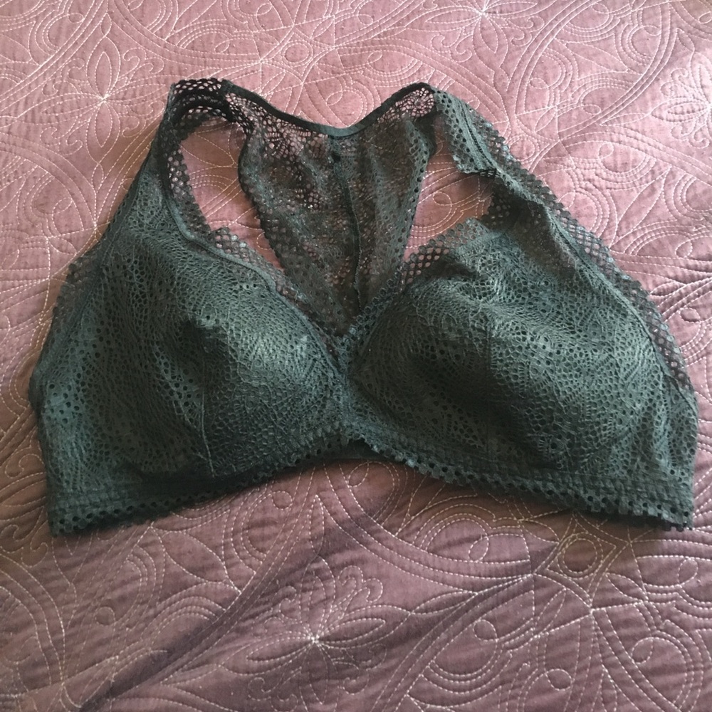 Brand new VS bra. Never worn.