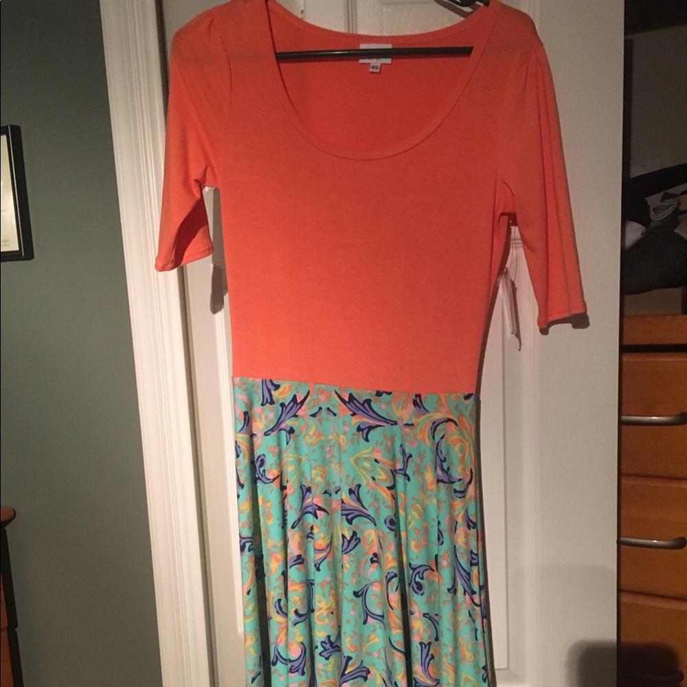 NWT Nicole Lularoe
