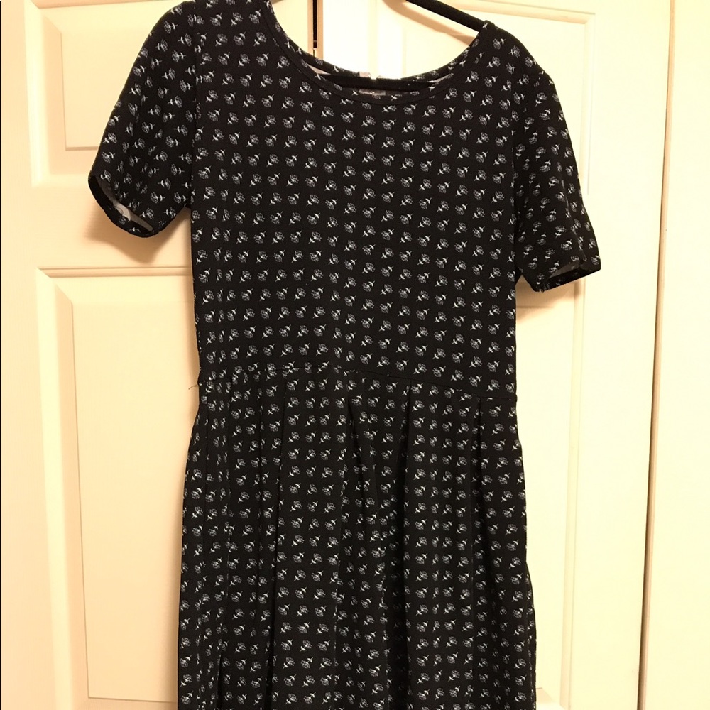 EUC 2XL Lularoe Amelia - Dandelion Wishes!