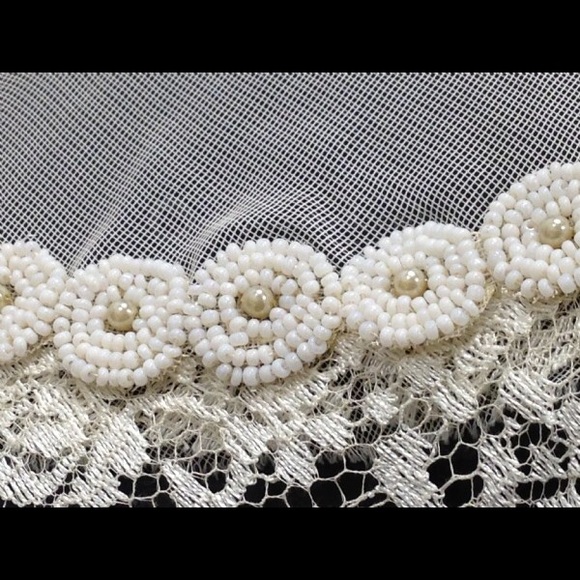 Vintage wedding dress lace. 🚫bundle - Picture 5 of 8
