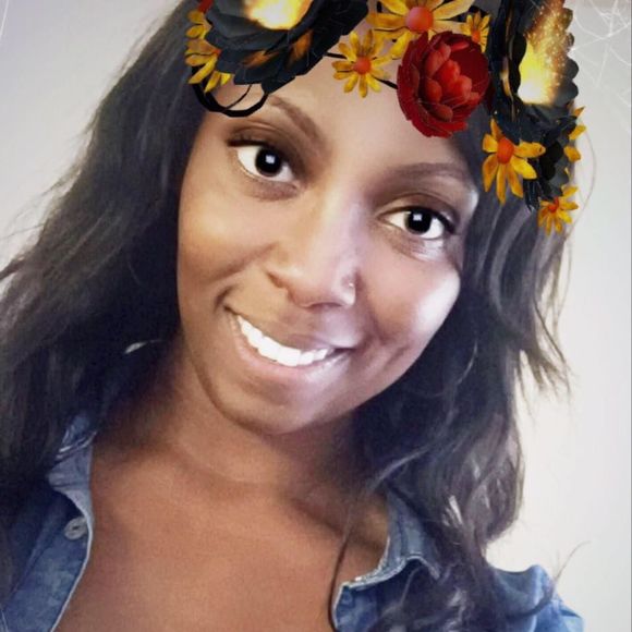 Meet your Posher, Kiara - Picture 1 of 1