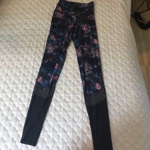 Lululemon yoga pants with mesh bottom