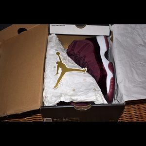 Authentic new in box  Jordan 11 velvet maroon