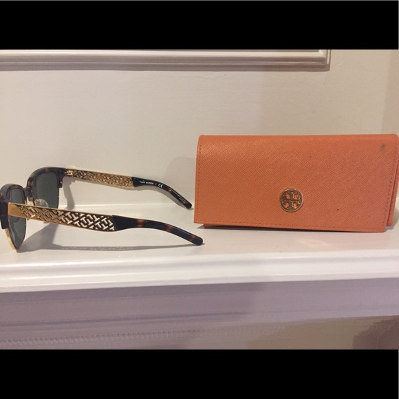 Tory burch sunglasses