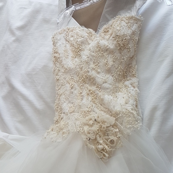 chinese dress ladies Jim Hjelm Laila Sweetheart Organza Wedding Dress – Instant Filters 2 main image 1