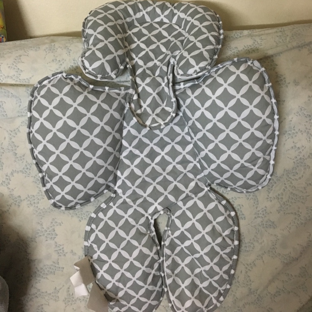 Car seat body cuddler