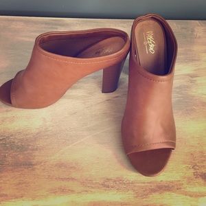 Brown Wedges size 8