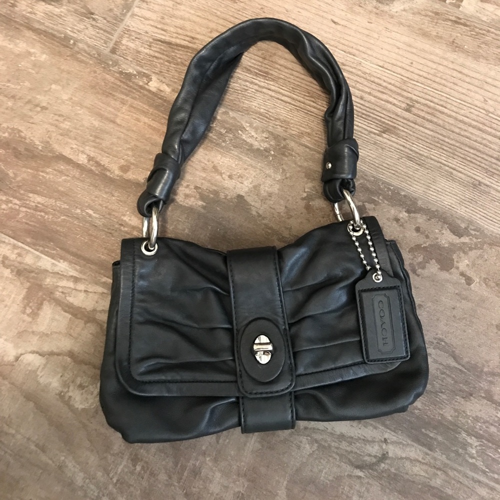 Coach leather small handbag EUC black