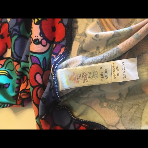 LulaRoe Tall and Curvy Leggings - Picture 2 of 2