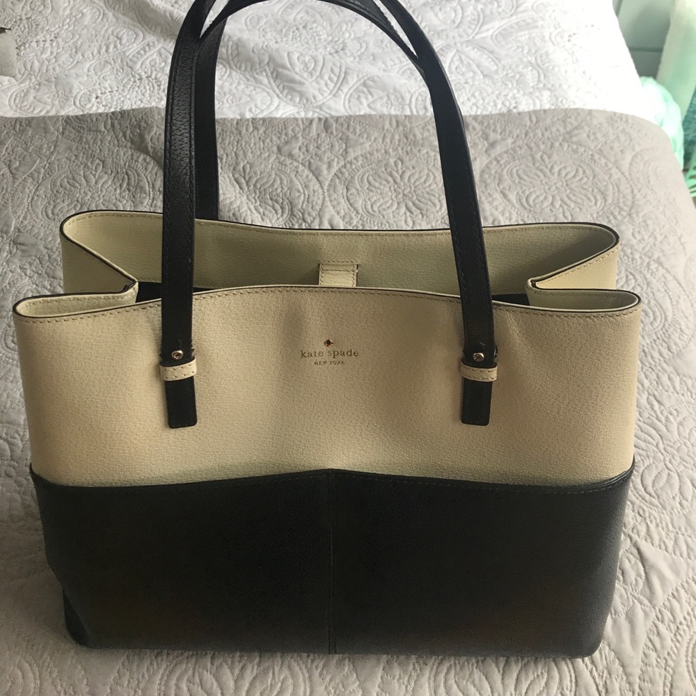 Beautiful Kate Spade Bag! Used THREE times!