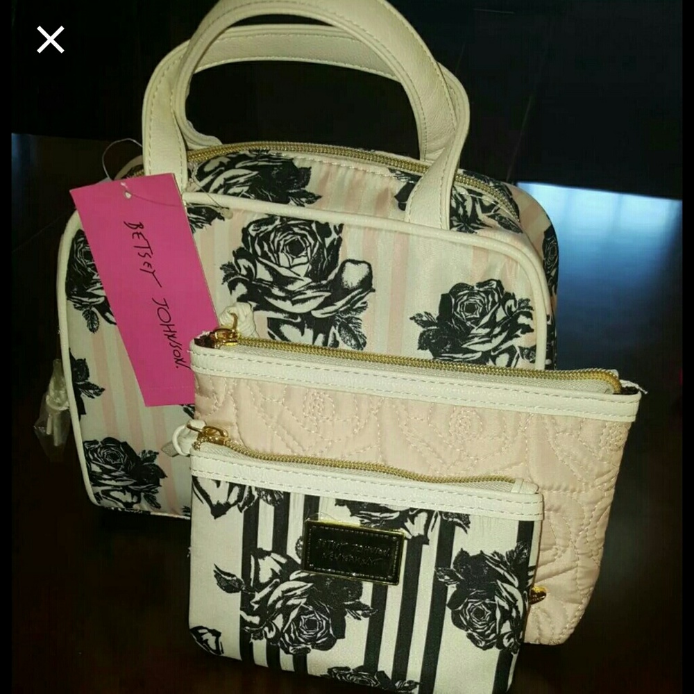 Betsey Johnson makeup bag set
