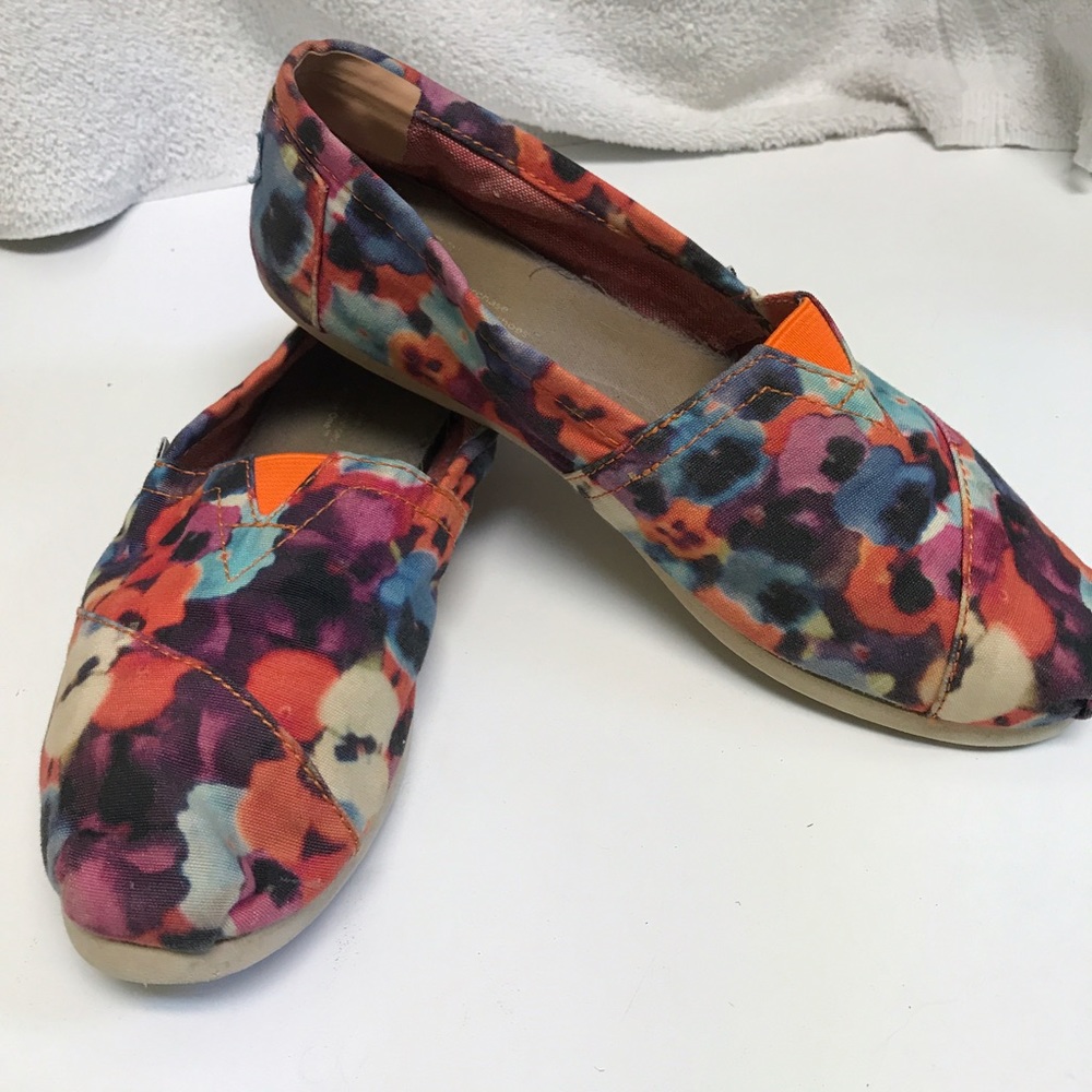 Purple Oahu print toms