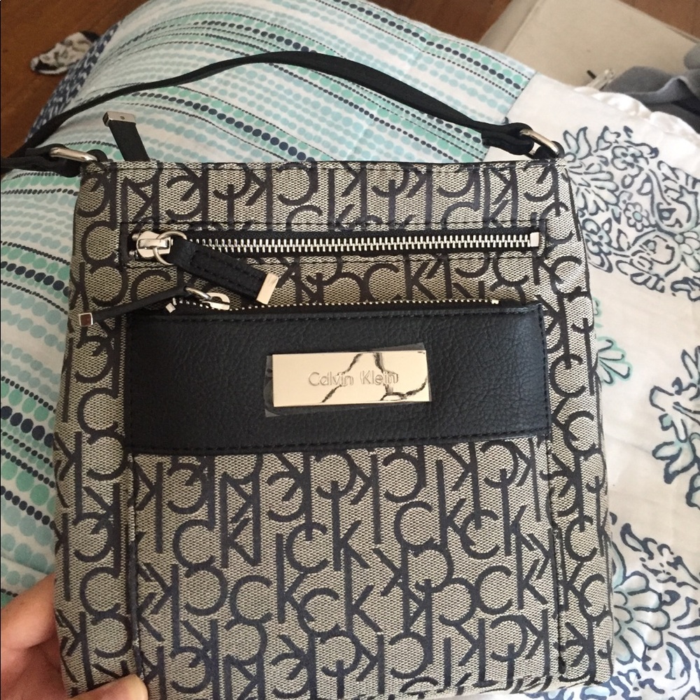 NWT calvin klein crossbody handbag