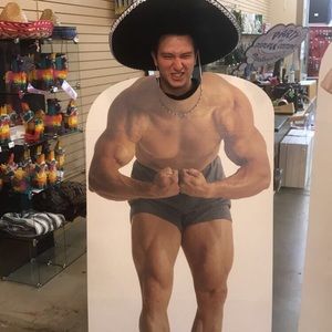 Meet your Posher, Adrian