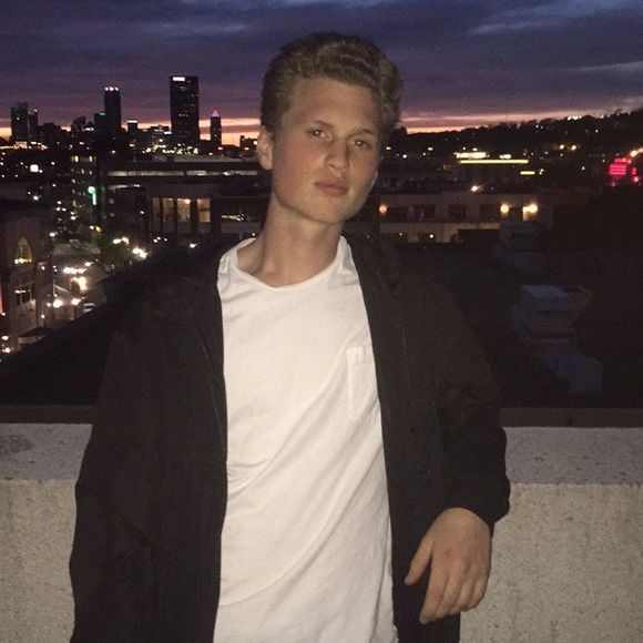 Meet your Posher, Brandon - Picture 1 of 1