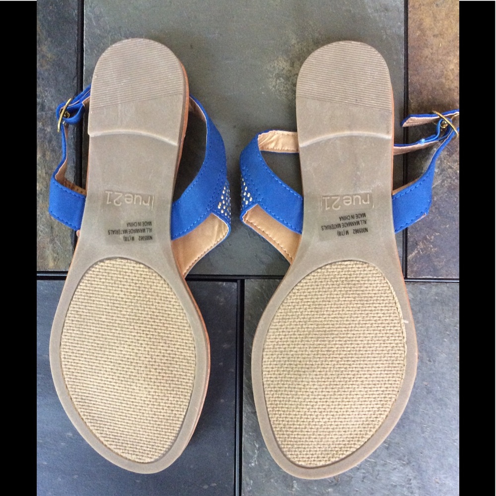 🆕 NEW-VERY CUTE SANDALS/ ADJUSTABLE STRAP NWOT - Picture 6 of 6