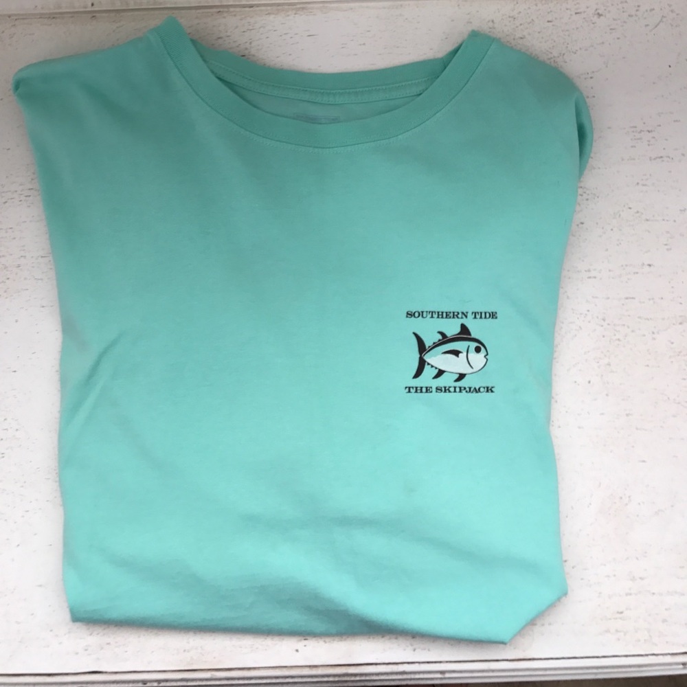 Southern Tide men's short sleeve T-shirt size Lg