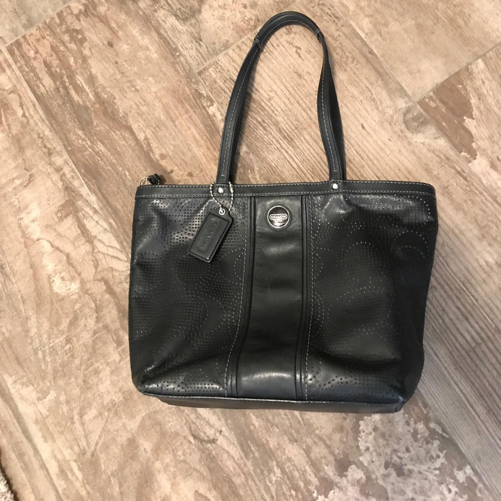 Authentic Leather coach shoulder purse black