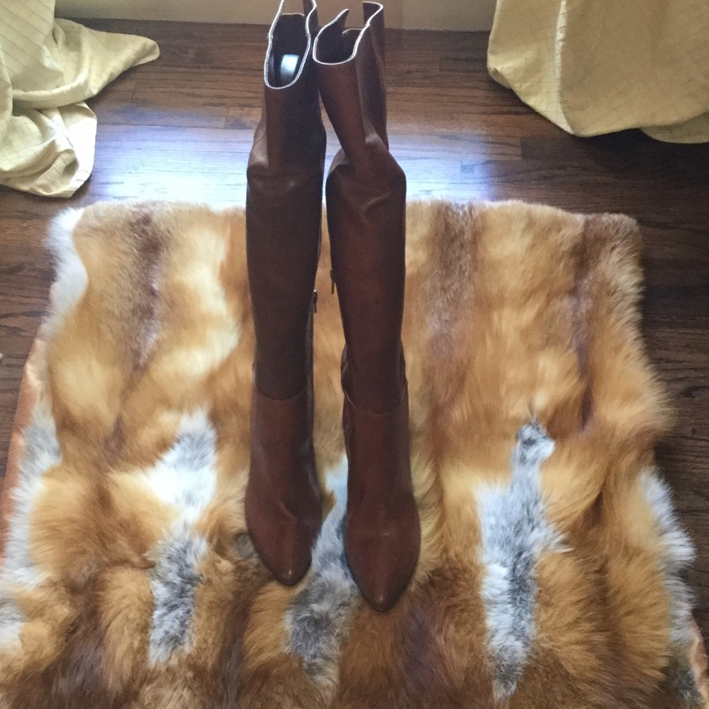 Stuart Weitzman boots