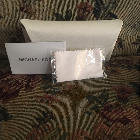 Michael Kors sunglasses  Gray/Glitter
