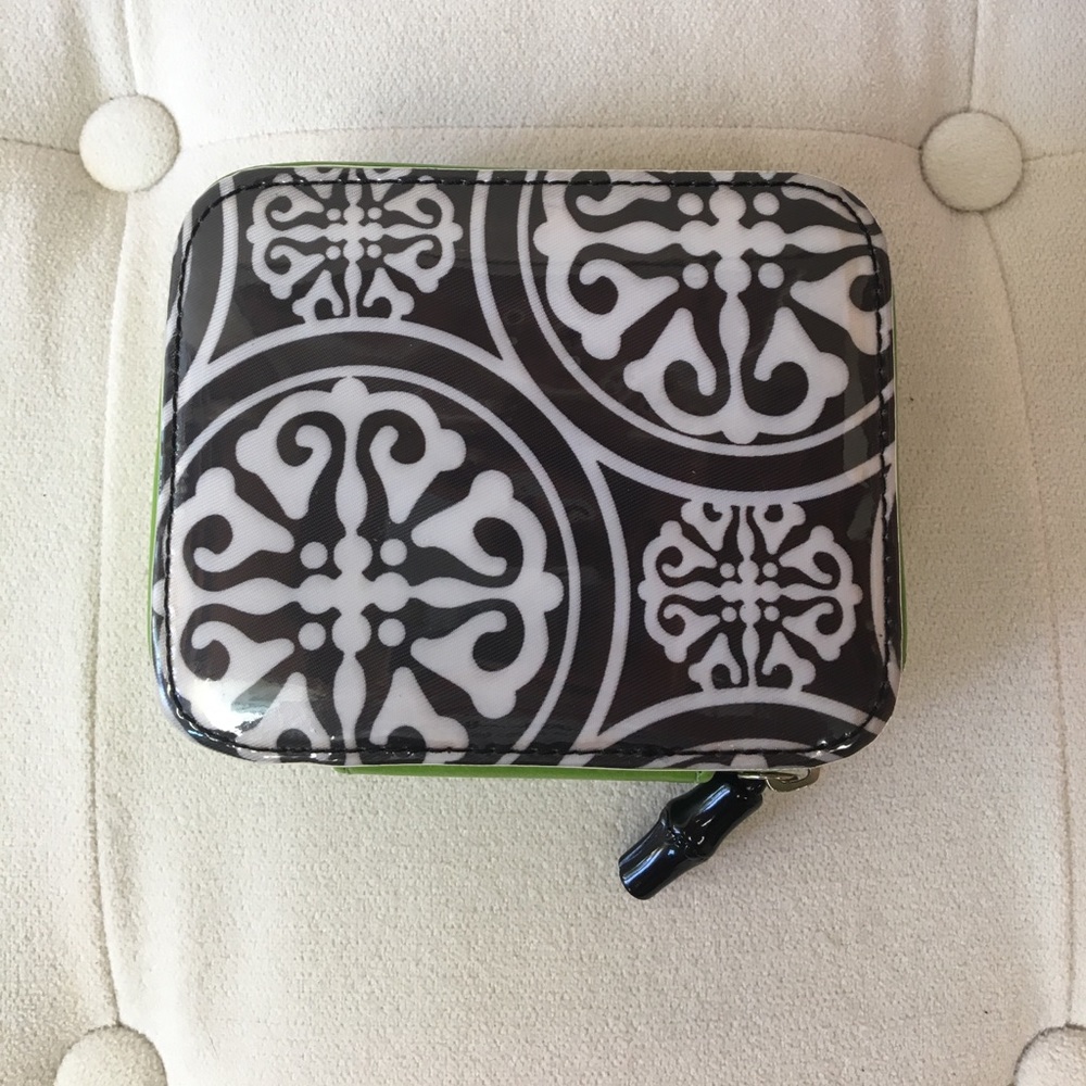 C Wonder Jewelry Case