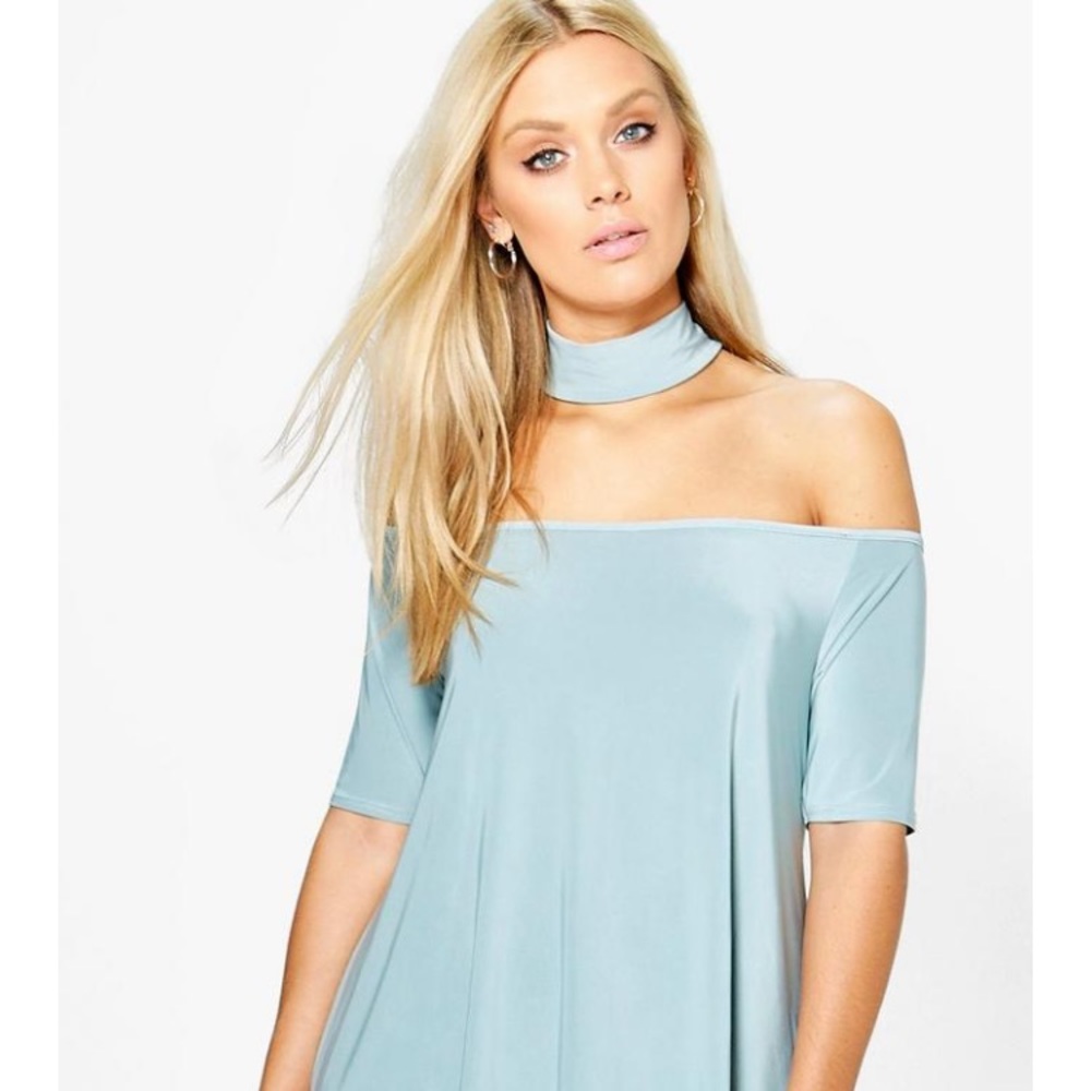 Boohoo Plus grey top