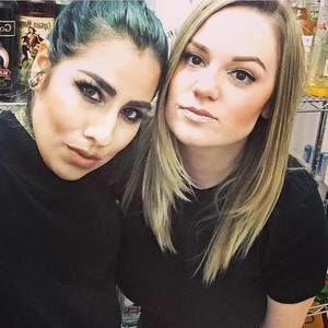 Meet your Posher, Caroline