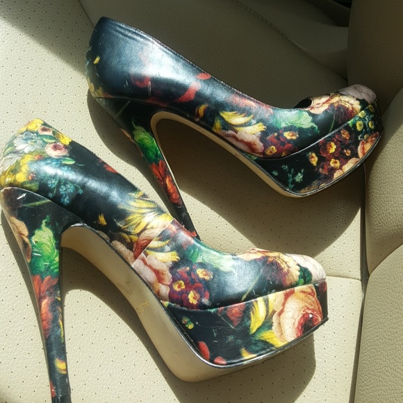 Aldo Shoes - 🔥 Multicolored Aldo heels