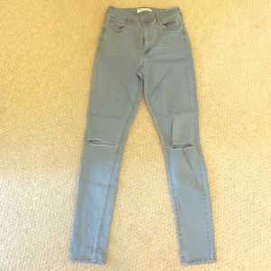 Light Wash Bullhead High Rise Skinny Jeans