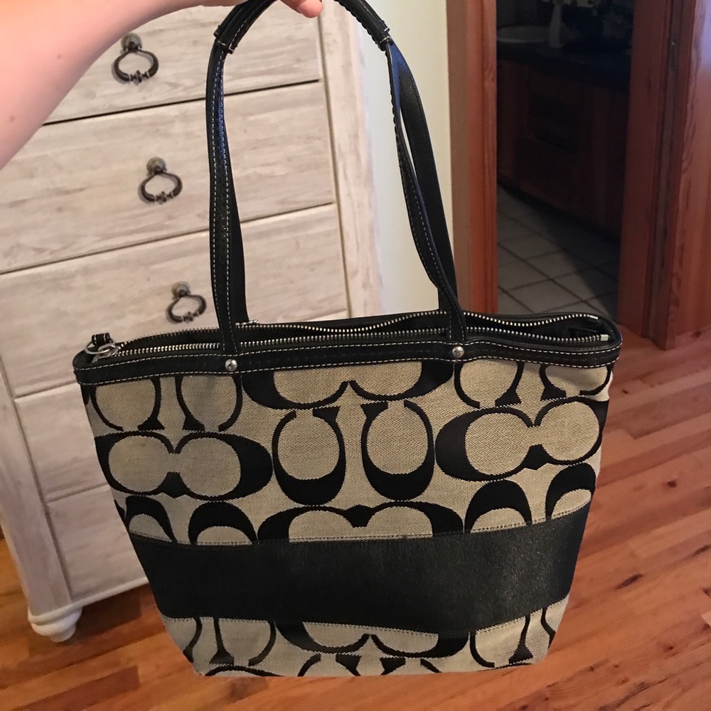 Coach purse