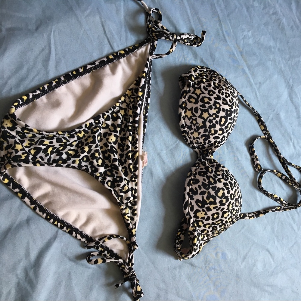 Cheetah print bikini.