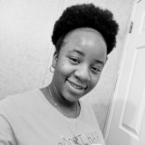 Meet your Posher, Renee