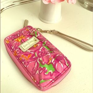 Lilly Pulitzer wristlet