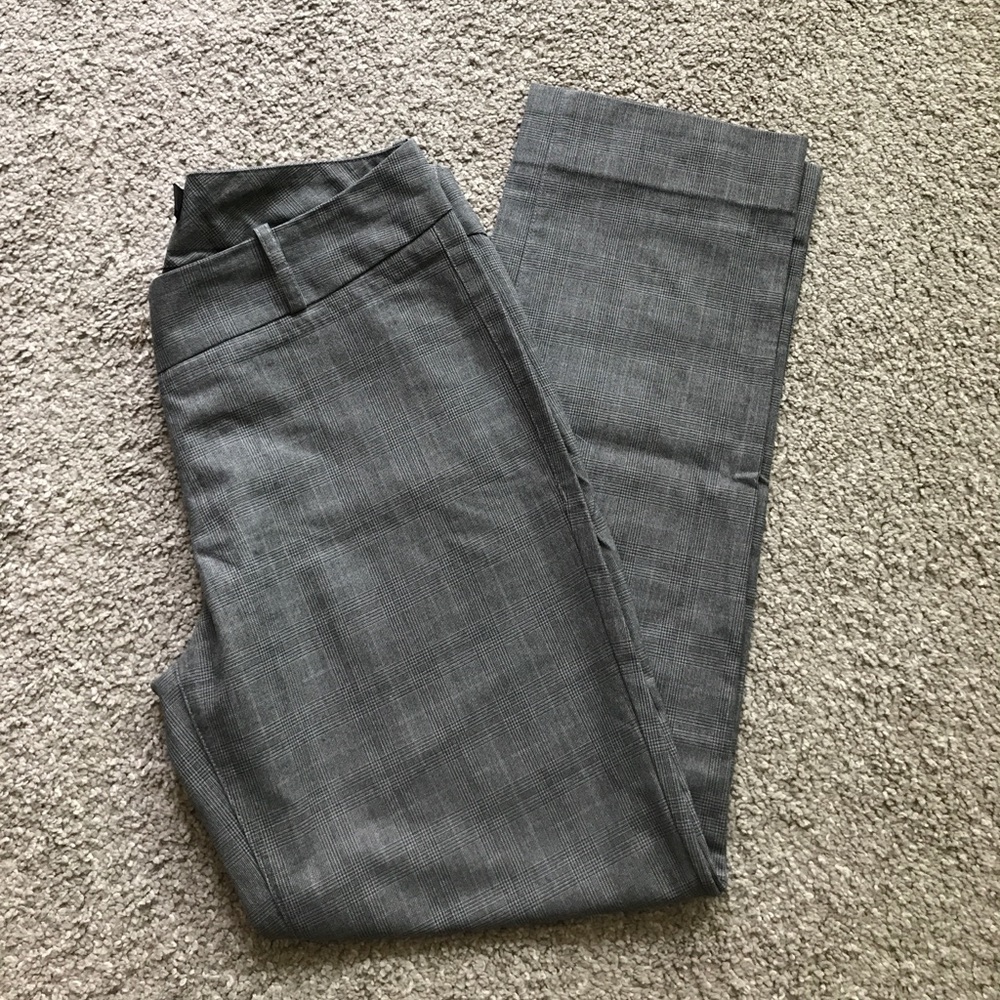 VanHeusen- Formal Plaid Grey Pants
