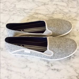 NEW Keds slip-on sneakers -- gray, textured, cute!