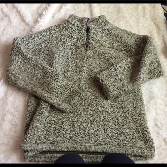 True Grit Tops - True grit pullover Sz small