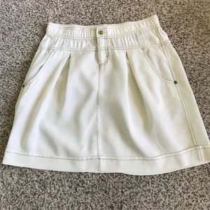 Athleta cream-colored skirt. Size 4