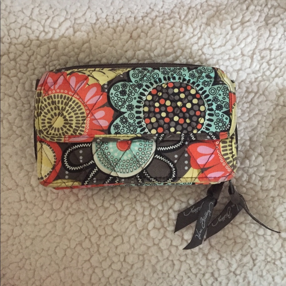 vera bradley clutch