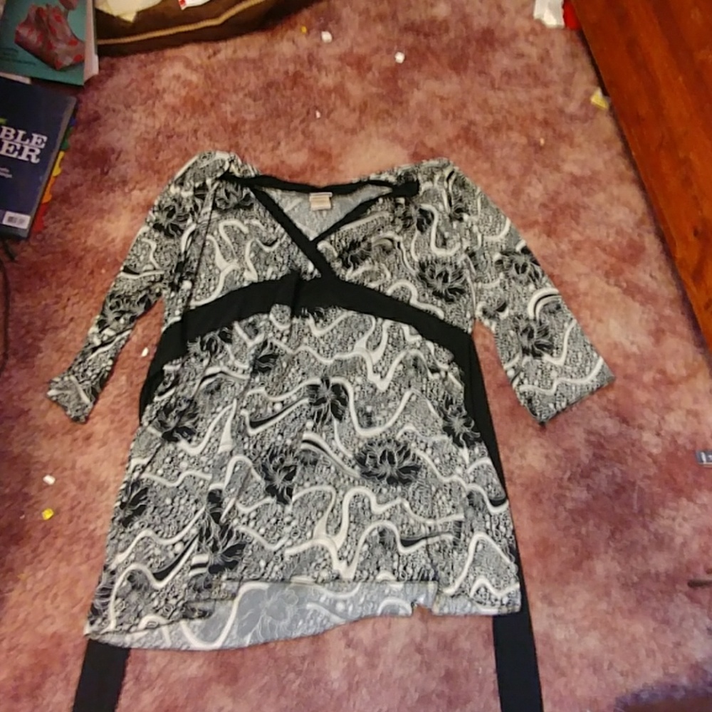 Butterfly brand top size 22/24