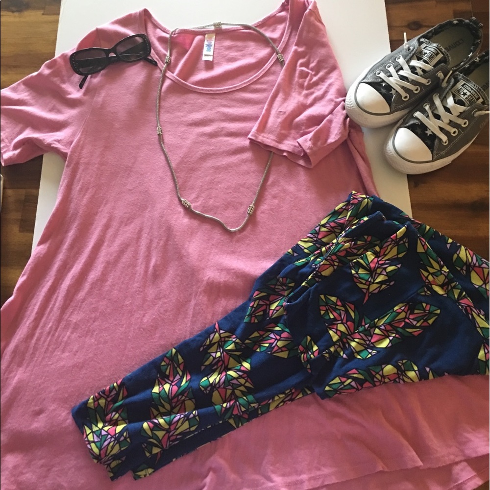 LulaRoe Leggings with feathers