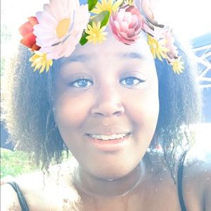 Meet your Posher, Brianna