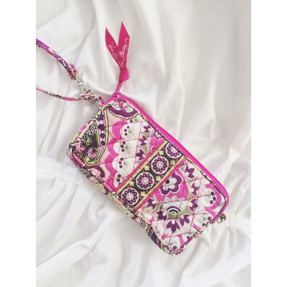 Vera Bradley Handbags - Vera Bradley Wristlet