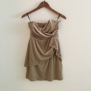 Velvet mini open shoulder dress. New!