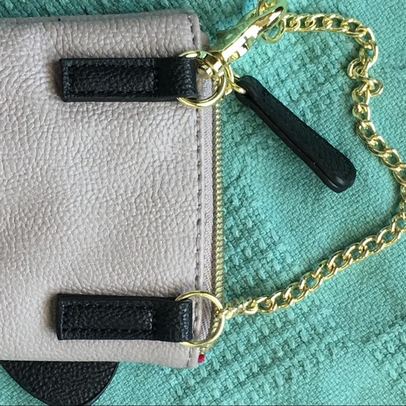 Flirty cat 🐱 Phone case Betsey Johnson.💕💕 - Picture 2 of 7