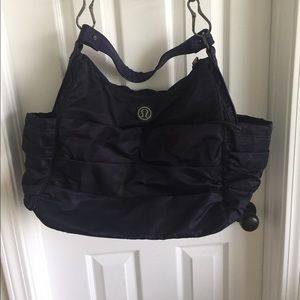 lululemon athletics ARABESQUE bag