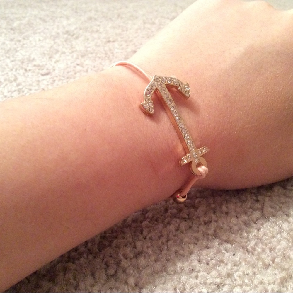 Peach anchor bracelet
