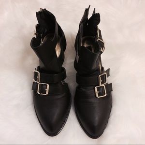 Black boots with gold details