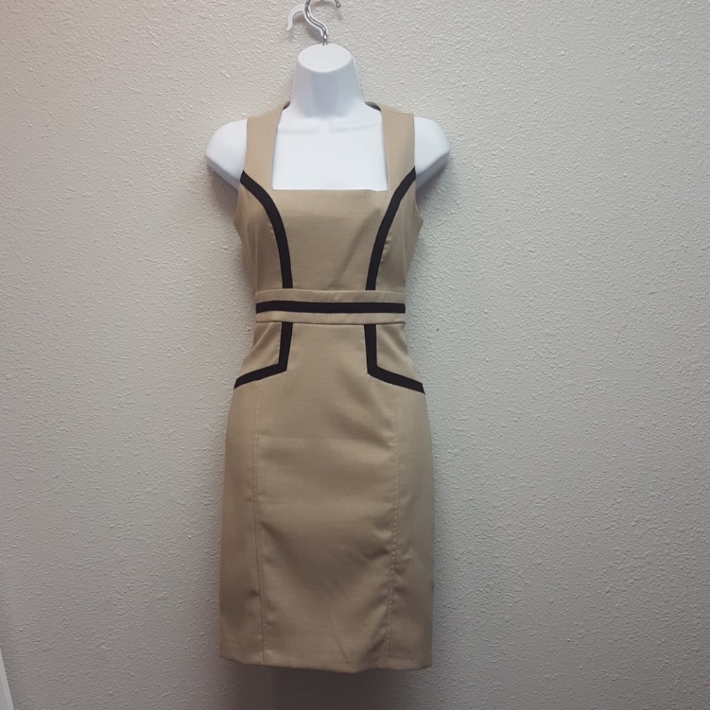 XoXo tan dress