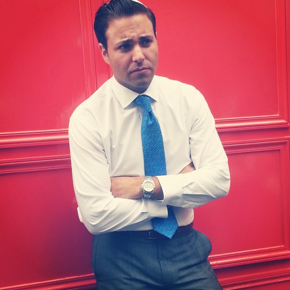 Meet your Posher, Elie.