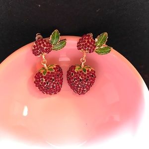🍓Swarovski encrusted strawberry earrings 🍓